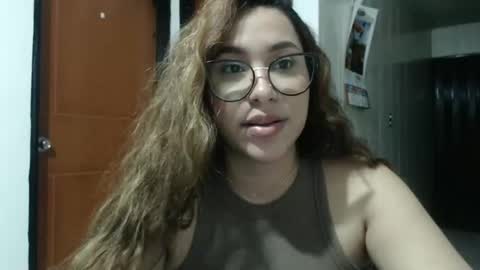 Snapshot of sofi4__ chatting on 21, 9, 2025 sofi online show from 21, 9, 2025