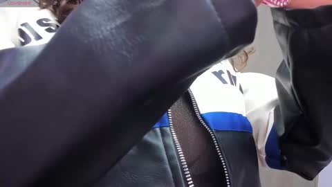 Snapshot of sofi_noa chatting on 2, 2, 2025 Sofi Noa online show from 2, 2, 2025