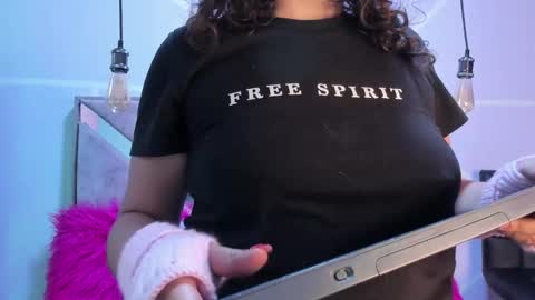 Snapshot of sofi_noa chatting on 17, 9, 2025 Sofi Noa online show from 17, 9, 2025