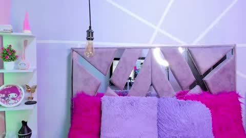 Snapshot of sofi_noa chatting on 19, 9, 2025 Sofi Noa online show from 19, 9, 2025