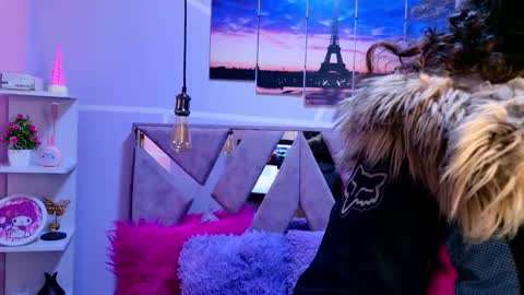 Snapshot of sofi_noa chatting on 4, 10, 2025 Sofi Noa online show from 4, 10, 2025