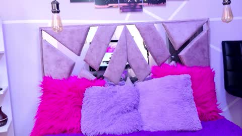 Snapshot of sofi_noa chatting on 11, 10, 2025 Sofi Noa online show from 11, 10, 2025