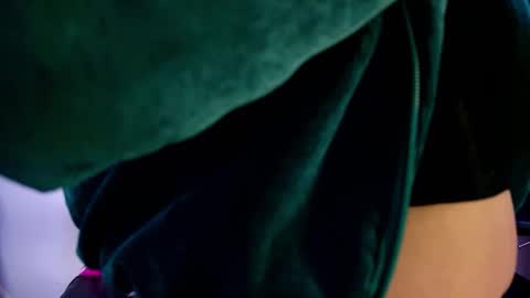 Snapshot of sofi_noa chatting on 17, 11, 2025 Sofi Noa online show from 17, 11, 2025