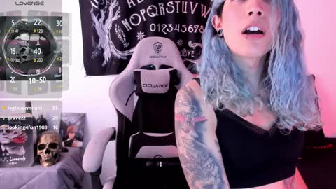 Snapshot of sofi_pretty_uwu_ chatting on 6, 12, 2024 SOFIA online show from 6, 12, 2024