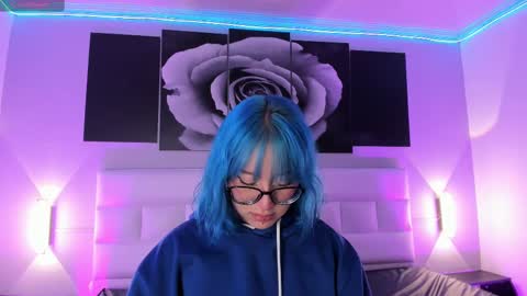 Snapshot of sofi_sp chatting on 11, 9, 2025 sofi_sp online show from 11, 9, 2025