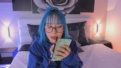 Snapshot of sofi_sp chatting on 7, 10, 2025 sofi_sp online show from 7, 10, 2025