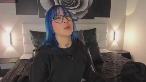 Snapshot of sofi_sp chatting on 4, 11, 2025 sofi_sp online show from 4, 11, 2025