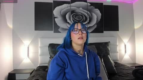 Snapshot of sofi_sp chatting on 12, 11, 2025 sofi_sp online show from 12, 11, 2025