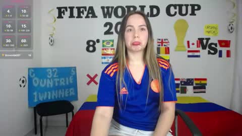 Snapshot of sofi_sweetcam21 chatting on 4, 7, 2026 LAURA SOFIA online show from 4, 7, 2026