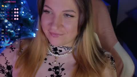 Snapshot of sofia__fairy chatting on 25, 12, 2024 Sofia Lush is active PVT is open Welcome to the world of pleasure online show from 25, 12, 2024