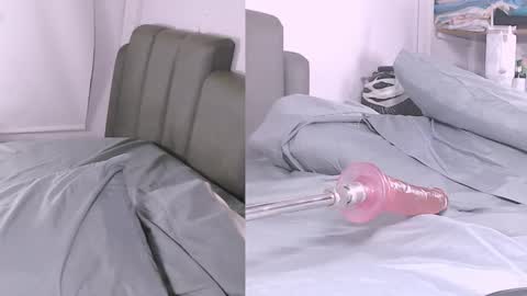 Snapshot of sofia__fanning chatting on 10, 11, 2025 . . online show from 10, 11, 2025