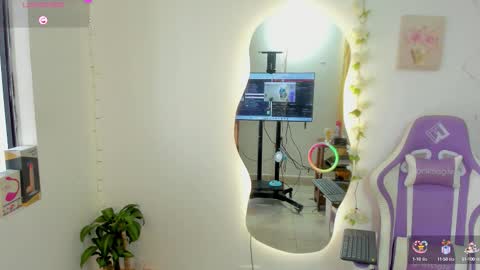 Snapshot of sofia_gold_ chatting on 11, 9, 2025 sofia online show from 11, 9, 2025