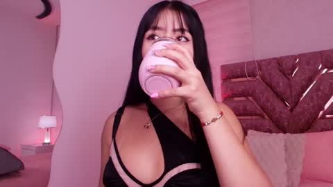 sofia gomes online show from 25, 6, 2026