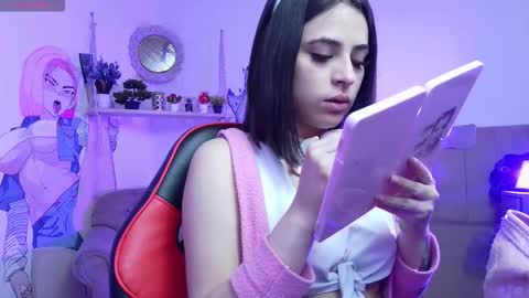 Snapshot of sofia_lara28 chatting on 21, 11, 2025 sofia_lara28 online show from 21, 11, 2025