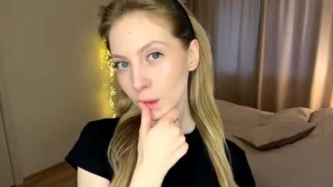 Sofia online show from 17, 4, 2026