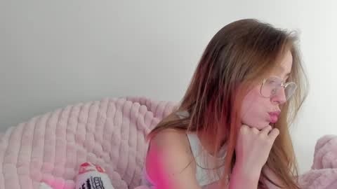     online show from 4, 2, 2025