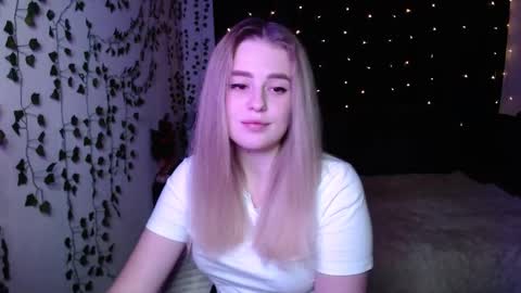 Snapshot of sofia_rosemary chatting on 18, 2, 2025 sofia_rosemary online show from 18, 2, 2025