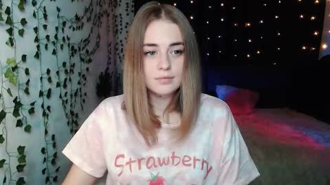 Snapshot of sofia_rosemary chatting on 14, 9, 2025 sofia_rosemary online show from 14, 9, 2025