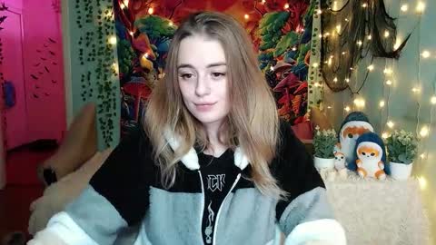 Snapshot of sofia_rosemary chatting on 4, 12, 2025 sofia_rosemary online show from 4, 12, 2025