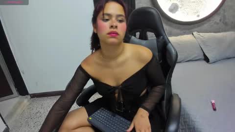 Snapshot of sofia_villareal chatting on 14, 9, 2025 Sofa online show from 14, 9, 2025