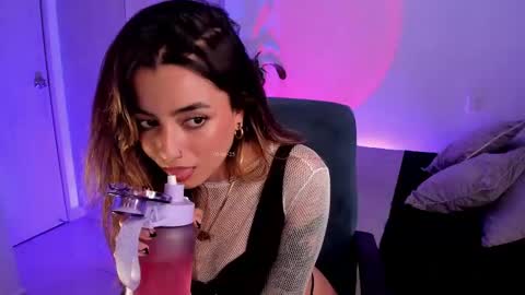 Sofia online show from 5, 3, 2025