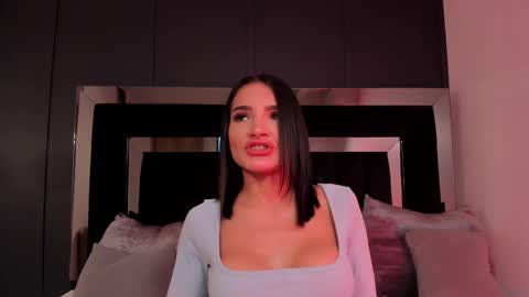 Snapshot of sofiaa_brown_ chatting on 15, 10, 2025 Sofia online show from 15, 10, 2025