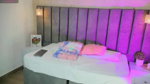 Snapshot of sofiaa_cortes chatting on 28, 11, 2025 Sofi online show from 28, 11, 2025