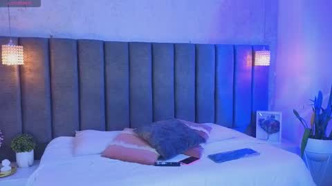 Snapshot of sofiaa_cortes chatting on 14, 12, 2025 Sofi online show from 14, 12, 2025