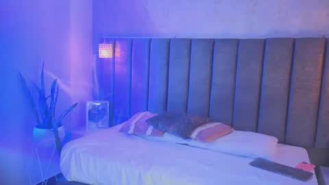 Snapshot of sofiaa_cortes chatting on 19, 12, 2025 Sofi online show from 19, 12, 2025