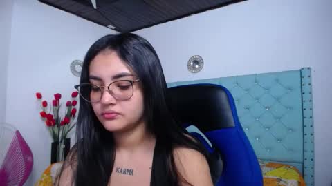 Snapshot of sofiaasexy19 chatting on 1, 3, 2026 Sofia online show from 1, 3, 2026