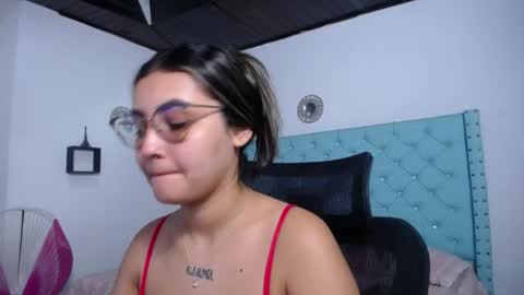 Snapshot of sofiaasexy19 chatting on 19, 4, 2026 Sofia online show from 19, 4, 2026