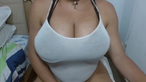 Snapshot of sofiabigtitsts chatting on 22, 10, 2025 sofi online show from 22, 10, 2025