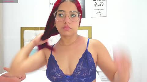 Snapshot of sofiabosch chatting on 4, 12, 2024 Sara online show from 4, 12, 2024