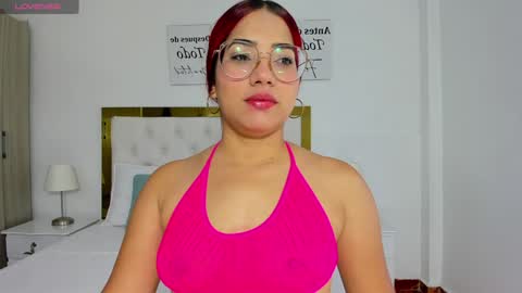 Snapshot of sofiabosch chatting on 29, 1, 2025 Sara online show from 29, 1, 2025