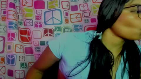 Snapshot of sofiacandy17 chatting on 8, 3, 2025 Danna Sofia online show from 8, 3, 2025