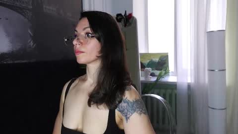 Sofia online show from 12, 9, 2025