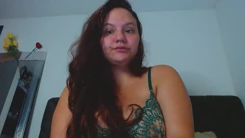 Snapshot of sofiamooon_ chatting on 3, 3, 2026 sofiamooon_ online show from 3, 3, 2026