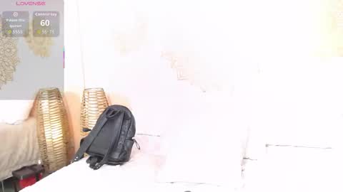 Sofia Stanley online show from 19, 11, 2025