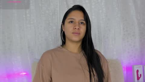 Danna Sofia online show from 21, 1, 2025