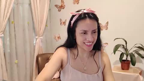 Snapshot of sofibelladelavega chatting on 14, 10, 2025 Sofi Bella online show from 14, 10, 2025