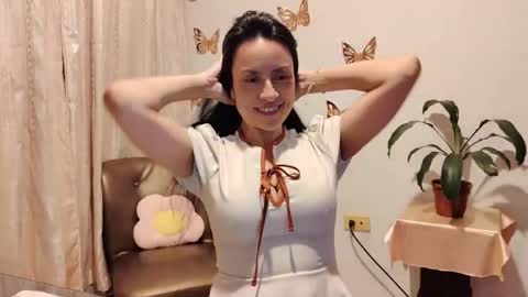 Snapshot of sofibelladelavega chatting on 9, 11, 2025 Sofi Bella online show from 9, 11, 2025