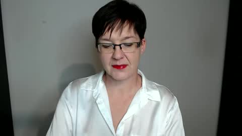 Snapshot of sofie_velvet chatting on 2, 12, 2024 Sofie Velvet online show from 2, 12, 2024