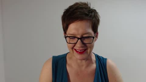 Sofie Velvet online show from 16, 1, 2026