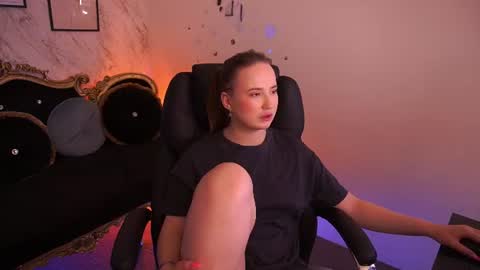 Snapshot of sofiebloom chatting on 14, 6, 2026 Sofie online show from 14, 6, 2026