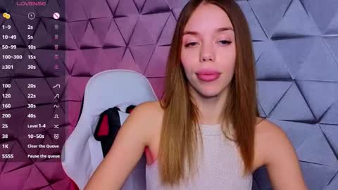 Snapshot of sofiesien chatting on 22, 12, 2025 Sofie online show from 22, 12, 2025