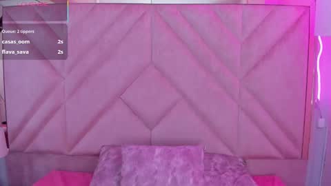 Snapshot of sofii_jones chatting on 24, 9, 2025 sofii_jones online show from 24, 9, 2025