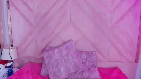 Snapshot of sofii_jones chatting on 8, 10, 2025 sofii_jones online show from 8, 10, 2025