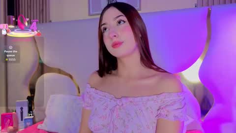 Snapshot of sofii_jones chatting on 5, 1, 2026 sofii_jones online show from 5, 1, 2026