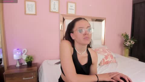 Snapshot of sofiiagudelo chatting on 8, 2, 2025 Sofi agudelo online show from 8, 2, 2025