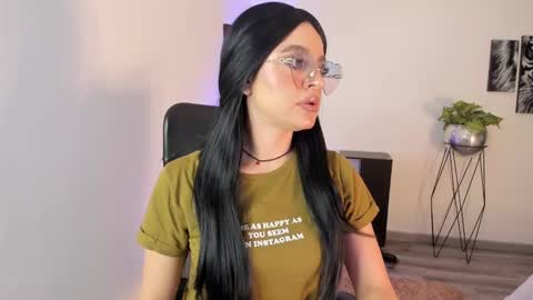 Snapshot of sofiiagudelo chatting on 3, 3, 2025 Sofi agudelo online show from 3, 3, 2025